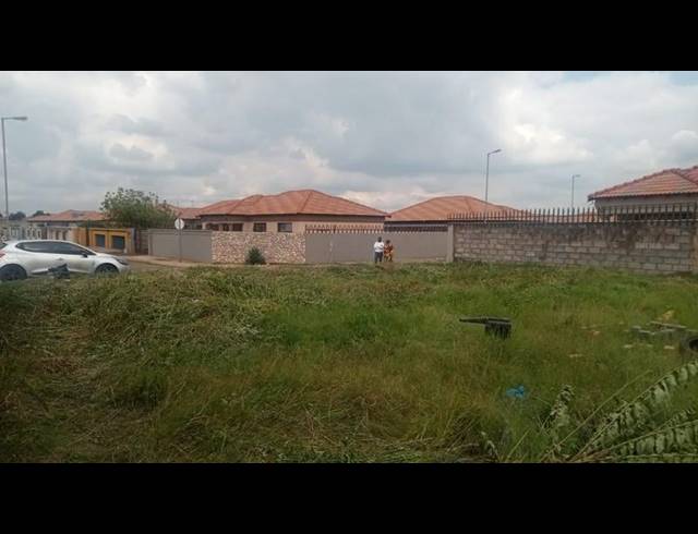 LAND FOR SALE IN DAWN PARK EXT